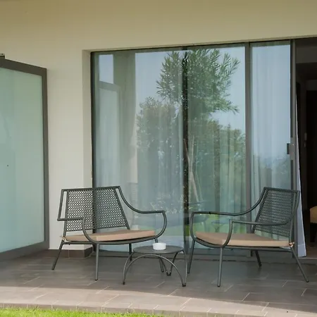 Davia LʼÎle-Rousse