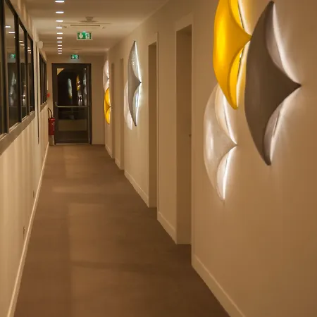 Davia Hotell LʼÎle-Rousse