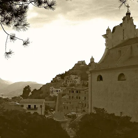 Davia LʼÎle-Rousse