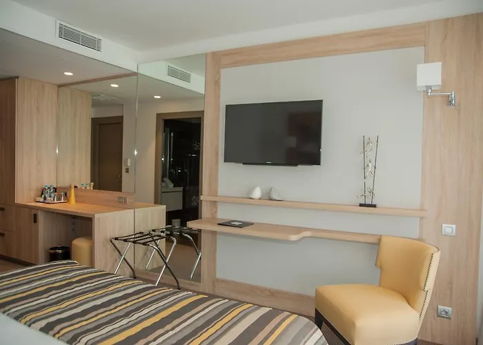 Otel Davia 3*