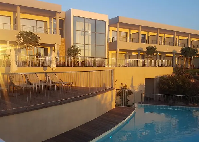 Otel Davia 3*