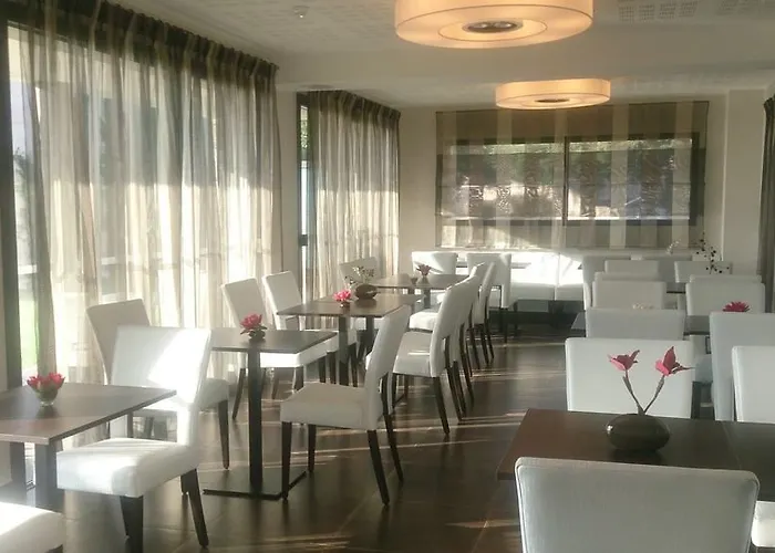 Otel Davia